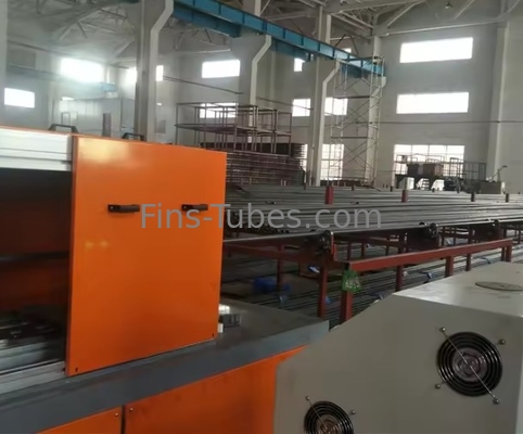 Aanpasbare DELLOK Spiral Fin Tube Tube Finning Machine voor optimale resultaten