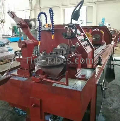 Aanpasbare DELLOK Spiral Fin Tube Tube Finning Machine voor optimale resultaten
