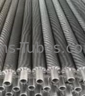 DELLOK-Buis van de Boiler de Koelere 3.3mm Getande Stevige 32mm Spiraalvormige Vin