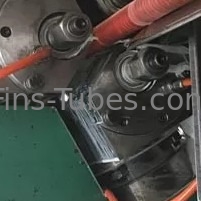 Van de het Koolstofstaal de Uitgedreven 415V 10FPI Buis van DELLOK Machine van Finning